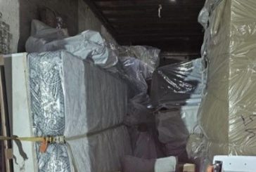 اريحا: ضبط أثاث منزلي من إنتاج المستوطنات