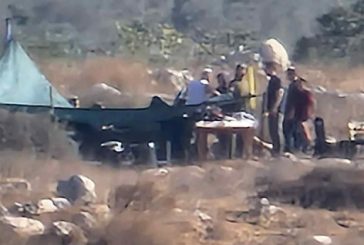 مستوطنون ينصبون خياما على أراضي دير استيا غرب سلفيت