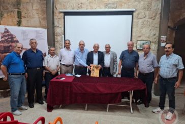 المؤرخين العرب يكرم د.وليد الشوملي