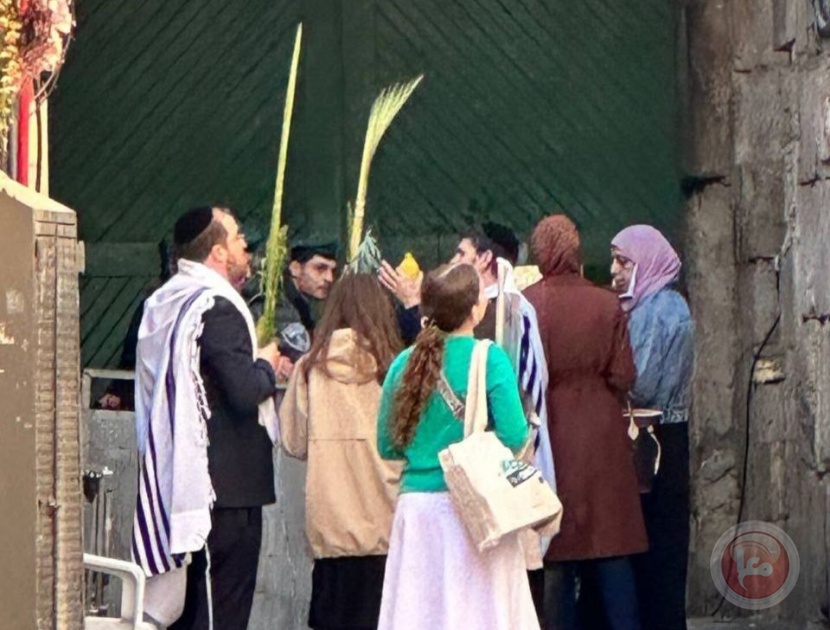 صور وفيديو- اقتحامات واسعة للاقصى وصلوات جماعية في رابع أيام”عيد العرش “