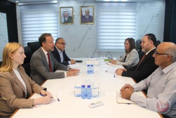رئيس سلطة المياه يبحث مع مدير التعاون الهولندي آفاق التعاون