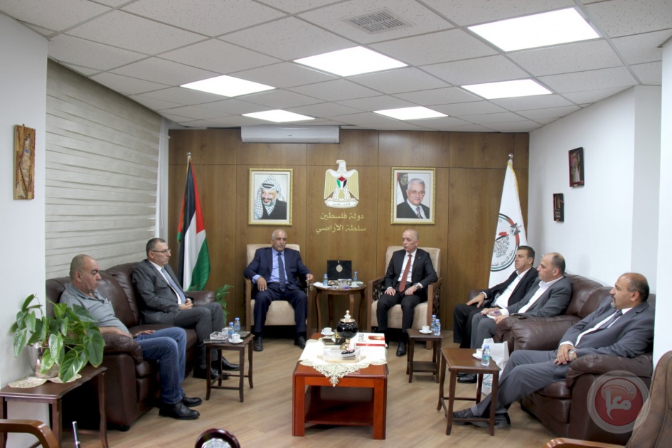 رئيس سلطة الأراضي يستقبل نائب محافظ القدس لبحث انجاز أعمال التسوية