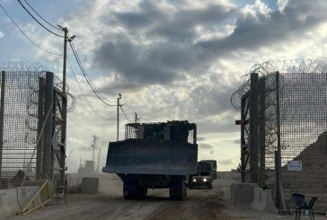 بالصور: جيش الاحتلال يسحب معداته ويتمركز في نقاط جديدة بغزة