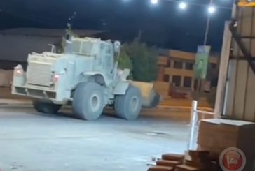 قوات الاحتلال تحتجز 50 مواطنًا خلال اقتحام مخيم الدهيشة جنوب بيت لحم