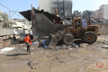 نحتاج لـ 250 آلية.. بلدية غزة: نقص الآليات ومواد البناء يعرقل عملنا