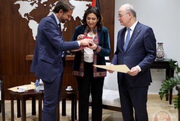 د. علا عوض تتقلد وسام نجمة إيطاليا الكبرى