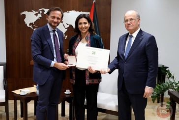د. علا عوض تتقلد وسام نجمة إيطاليا الكبرى