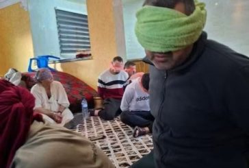 الاحتلال يقتحم بلدة دير سامت ويداهم منازل في الخليل
