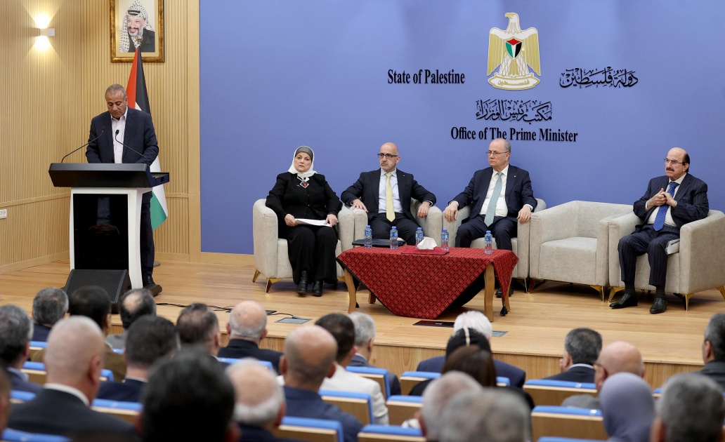 الحكومة تعتمد أكثر من 210 مشروعا تنمويا لصالح محافظات الضفة والقدس وغزة ومخيمات لبنان