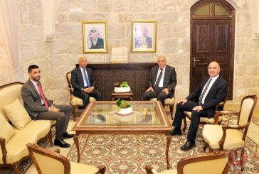 فلسطين وسلطنة عُمان تبحثان افاق التعاون الثنائي