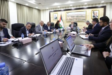 الحكومة تطالب المؤسسات بتوزيع فوري لمستلزمات الإيواء في قطاع غزة