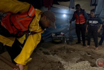 غزة.. شهيدان برفح والمنخفض الجوي يغرق مئات الخيام