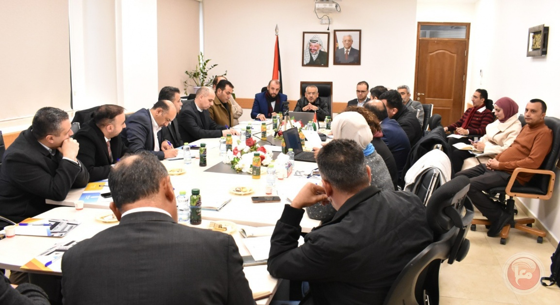التعليم العالي” تناقش تنظيم التخصصات الهندسية في فلسطين