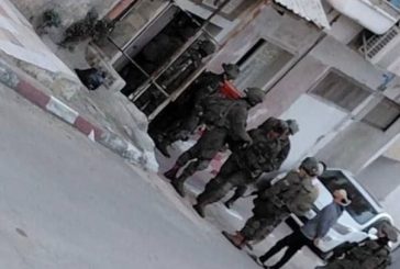 فيديو- الاحتلال يفرض حظر تجوّل بعدة أحياء في قلقيلية ويحوّل منازل لثكنات عسكرية