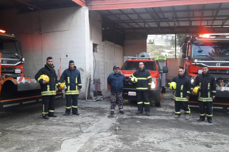 الدفاع المدني يدعو المواطنين إلى توخي الحذر خلال المنخفض الجوي