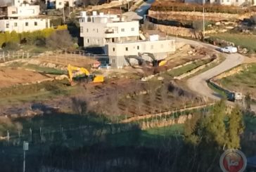 الاحتلال يهدم بئرين وبركة تجميع مياه زراعية في بيت أمر