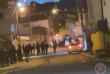 جيش الاحتلال يطلق النار على شاب في الخليل