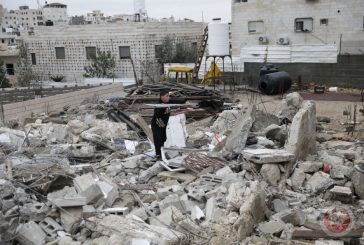 صور- الاحتلال يهدم منزل عائلة الشهيد عمران الاطرش من الخليل