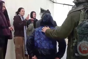 جيش الاحتلال ومستوطنيه يعتدون على خربة المفقرّة واحتجاز مواطنين بينهم أطفال