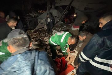 4 شهداء ومصابين اثر انهيارات بمنازل وجدران وقصف جوي ومدفعي بقطاع غزة