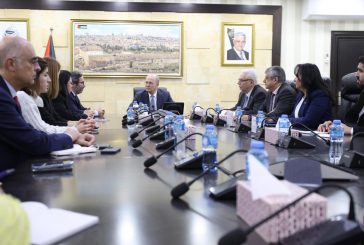 مصطفى يبحث مع وفد من مكتب الأمم المتحدة لخدمات المشاريع تعزيز الجهود الاغاثية والإنسانية