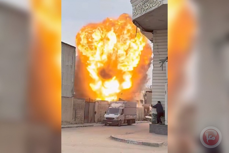 غزة.. نسف مربعات سكنية بخان يونس ورفح وإطلاق نار على طول الخط الأصفر