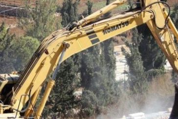 القدس : الاحتلال يهدم بناية سكنية في صور باهر