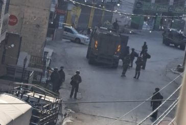 الاحتلال يقتحم يطا ويغلق مبنى البلدية ويحوّل منازل لثكنات عسكرية