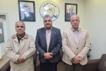 بحث تعزيز التعاون بين الضابطة الجمركية واتحاد صناعات الألمنيوم والزجاج في الخليل