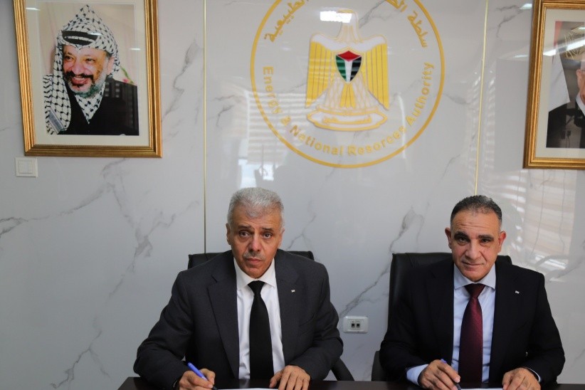 “التربية” وسلطة الطاقة توقعان اتفاقية تعاون لتعزيز مشاريع الطاقة المتجددة في المدارس
