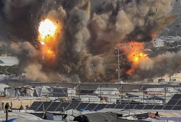 غزة.. انفجارات وقصف وراء الخط الأصفر واليونسيف تعلق عملها شمال القطاع