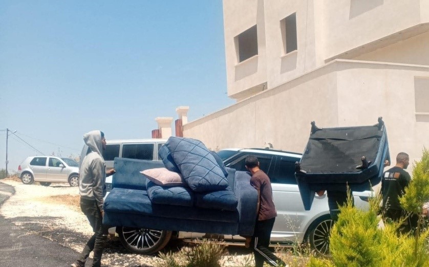 الاحتلال يجبر مواطنا على إخلاء منزله في عرابة جنوب جنين