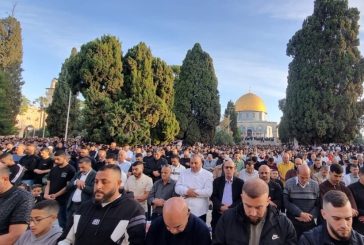 رغم تضييقات الاحتلال... 140 ألف مصلٍ يؤدون صلاة عيد الأضحى في الأقصى (صور)