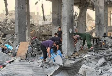 غزة.. غارات جوية على مخيمي النصيرات والبريج وهدم منازل شرق دير البلح