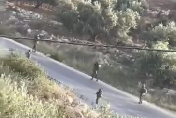 سلفيت: الاحتلال يداهم عشرات المنازل في بلدة الزاوية وينكل بالمواطنين
