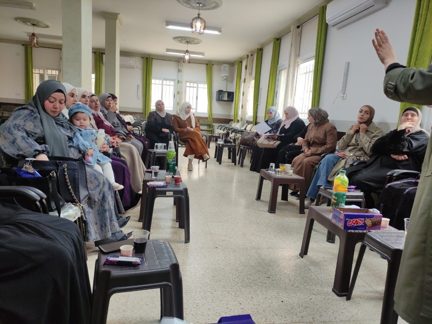 جمعية المرأة العاملة تنظم سلسلة ورش توعوية في نابلس