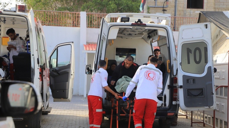152 مغادراً في دفعة جديدة من الإجلاء الطبي عبر معبر رفح