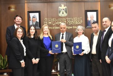 فلسطين وبريطانيا توقعان مذكرة لتعزيز التعاون بمجال التعليم العالي والبحث العلمي