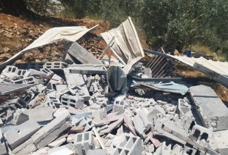 الاحتلال يهدم غرفتين زراعيتين بكفر الديك