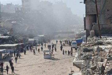 الاحتلال يواصل خروقاته في قطاع غزة: نسف مبانٍ واستهداف خيام النازحين وإطلاق نار وتوغل بري