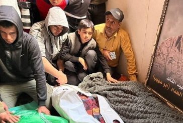 غزة تشيّع جثمان القيادي الحداد مع زوجته وابنته