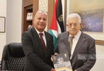 الرئيس يتسلم التقرير السنوي لدائرة شؤون اللاجئين
