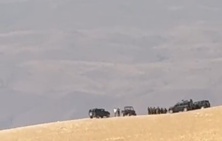 فيديو- مستوطنون يقيمون بؤرة جديدة قرب العوجا