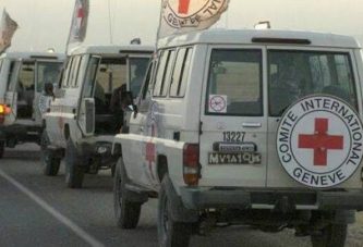 الصليب الأحمر يسهّل نقل سبعة معتقلين مفرج عنهم إلى غزة ويجدد مطالبته بزيارة المعتقلين الفلسطينيين