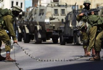 رام الله : الاحتلال يغلق حاجزي عطارة والنبي صالح