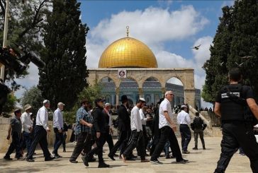 القدس : عشرات المستعمرين يقتحمون 