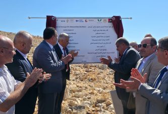 وزير التربية يضع حجر الأساس لمدرسة مهنية ويتفقد المدارس الصيفية في طوباس